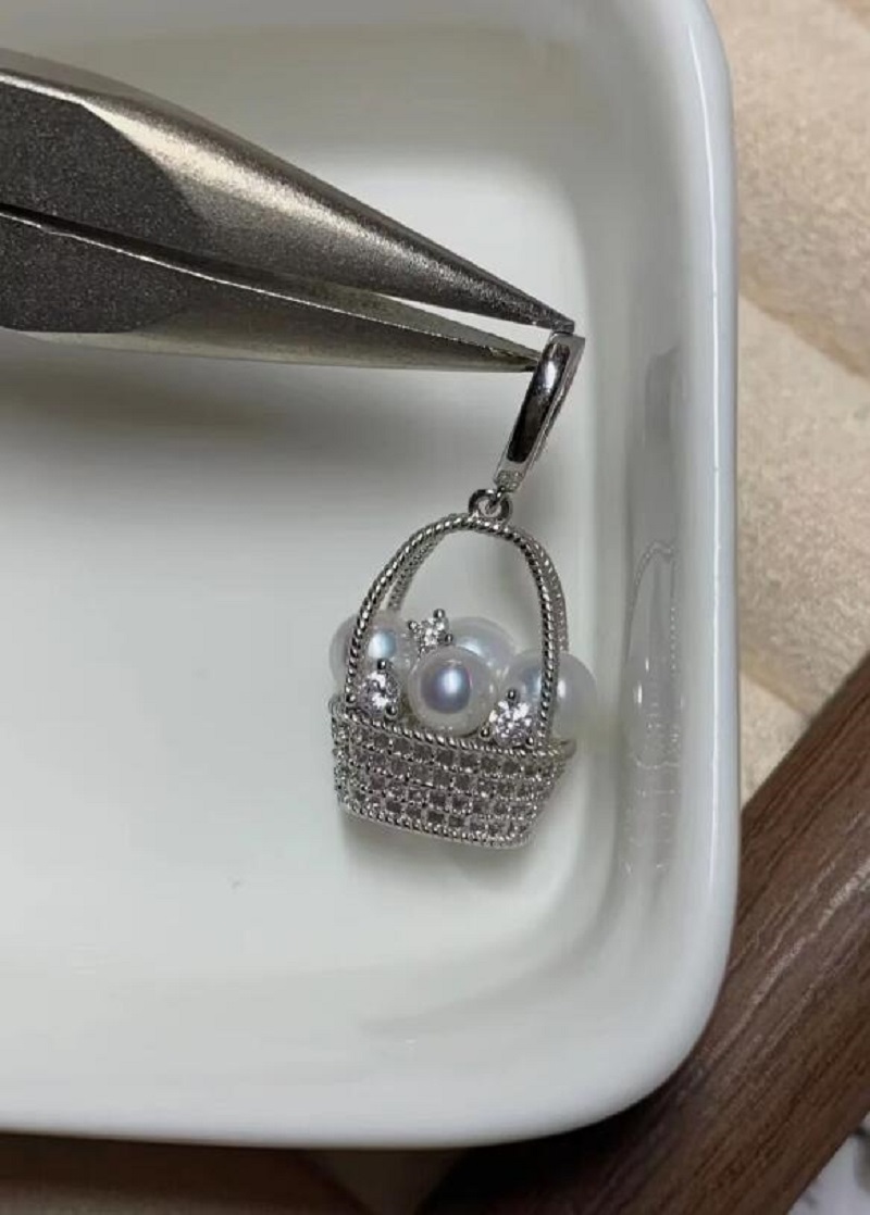 elegant 5-6mm south sea white  - 530 Chain 评论和价格