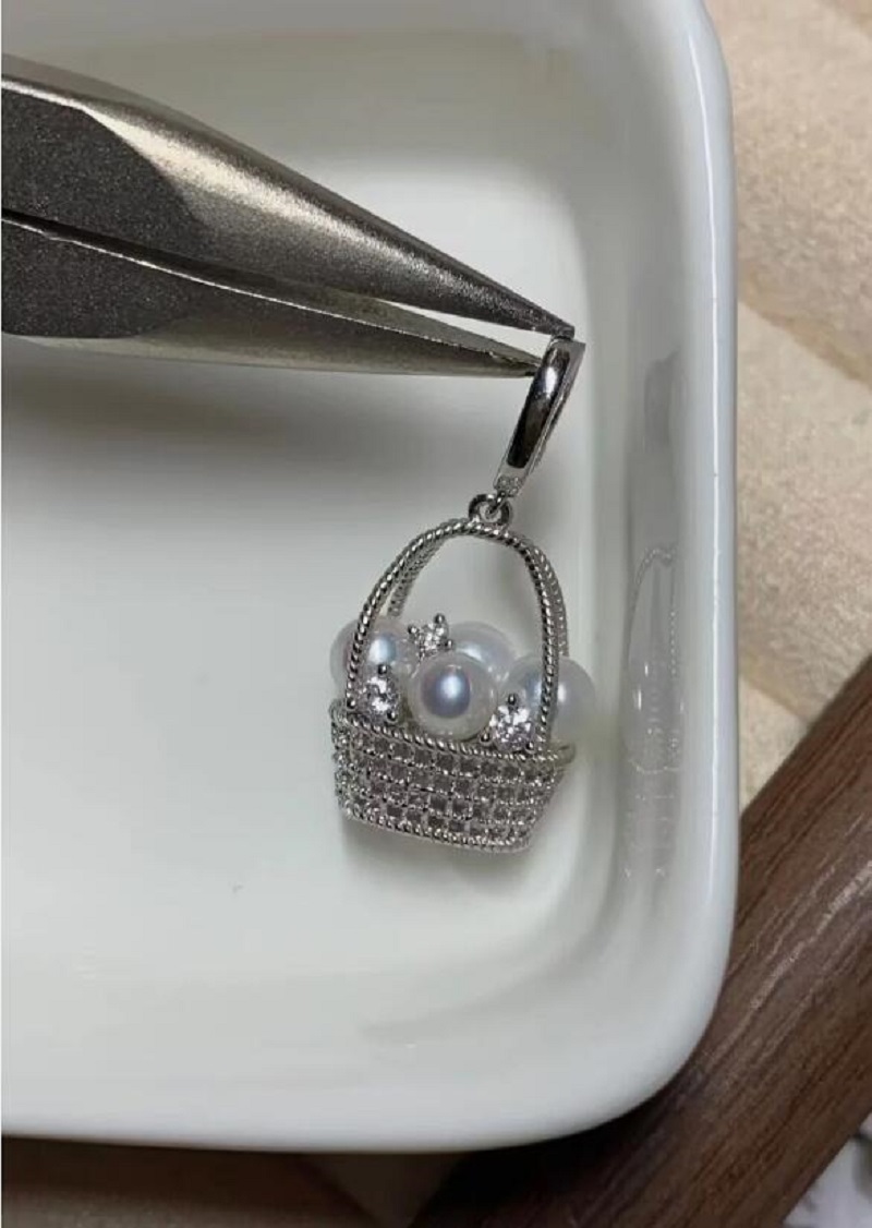 elegant 5-6mm south sea white  - 530 Chain 评论和价格