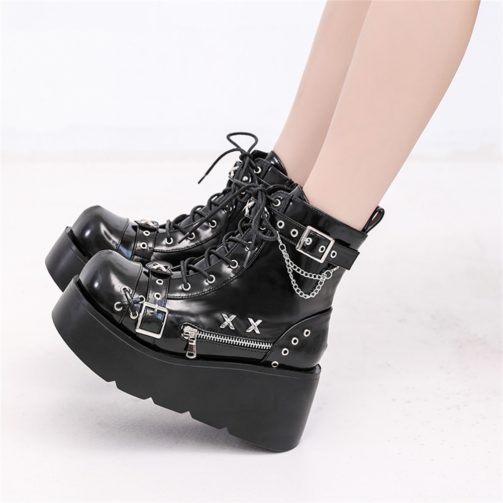 Brand New Ladies Goth Platform - Motorcycle Chain 评论和价格